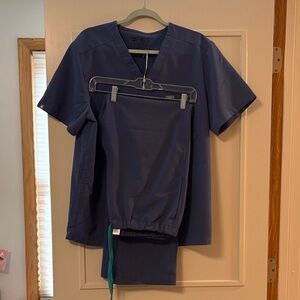 Figs Men’s scrub set